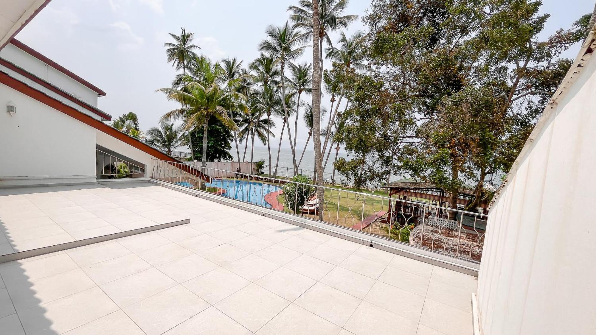 Residence Hoteliere Oceane Libreville Eksteriør billede