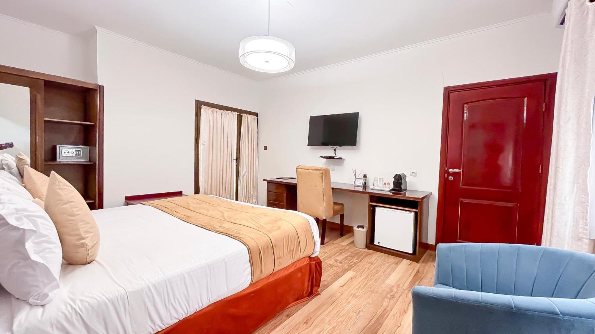 Residence Hoteliere Oceane Libreville Eksteriør billede