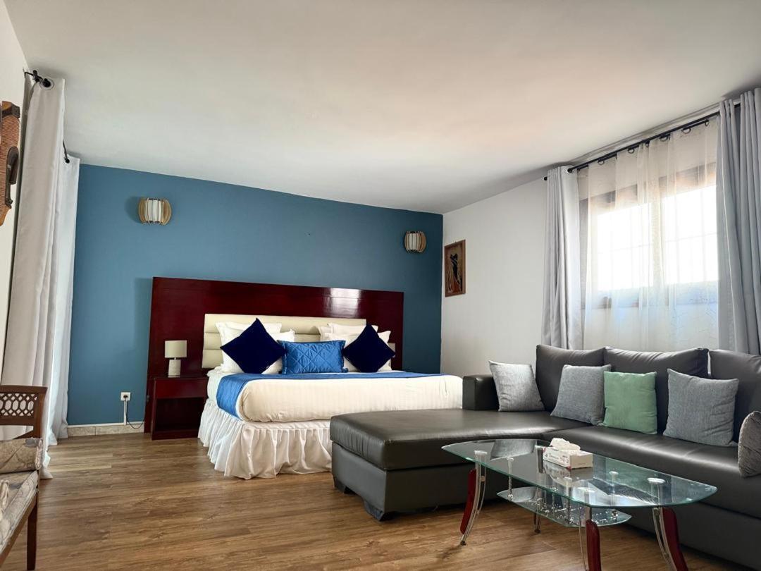 Residence Hoteliere Oceane Libreville Eksteriør billede