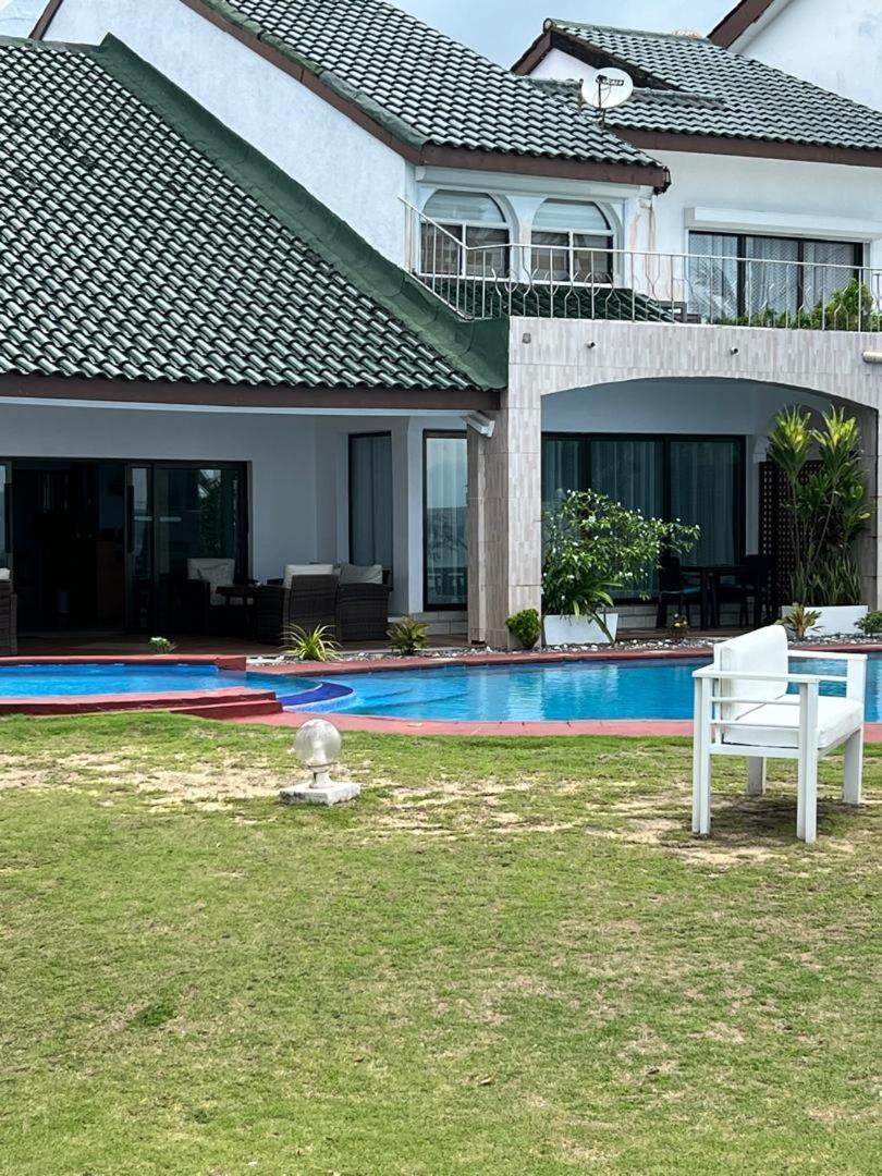 Residence Hoteliere Oceane Libreville Eksteriør billede