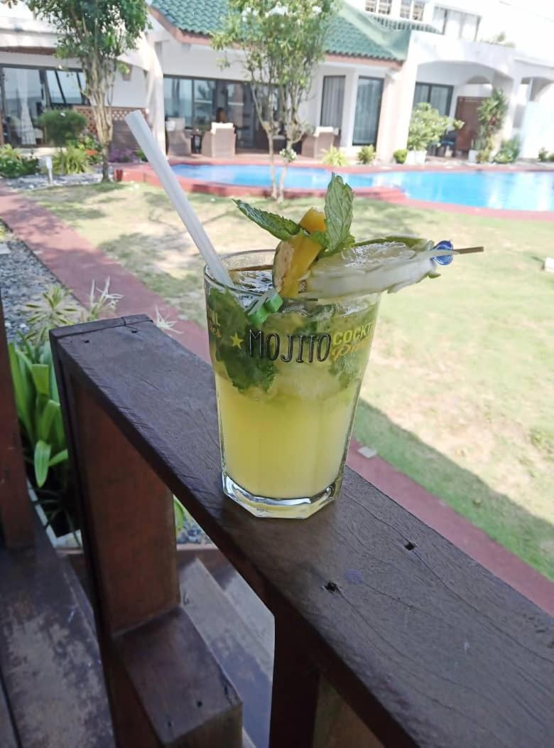 Residence Hoteliere Oceane Libreville Eksteriør billede