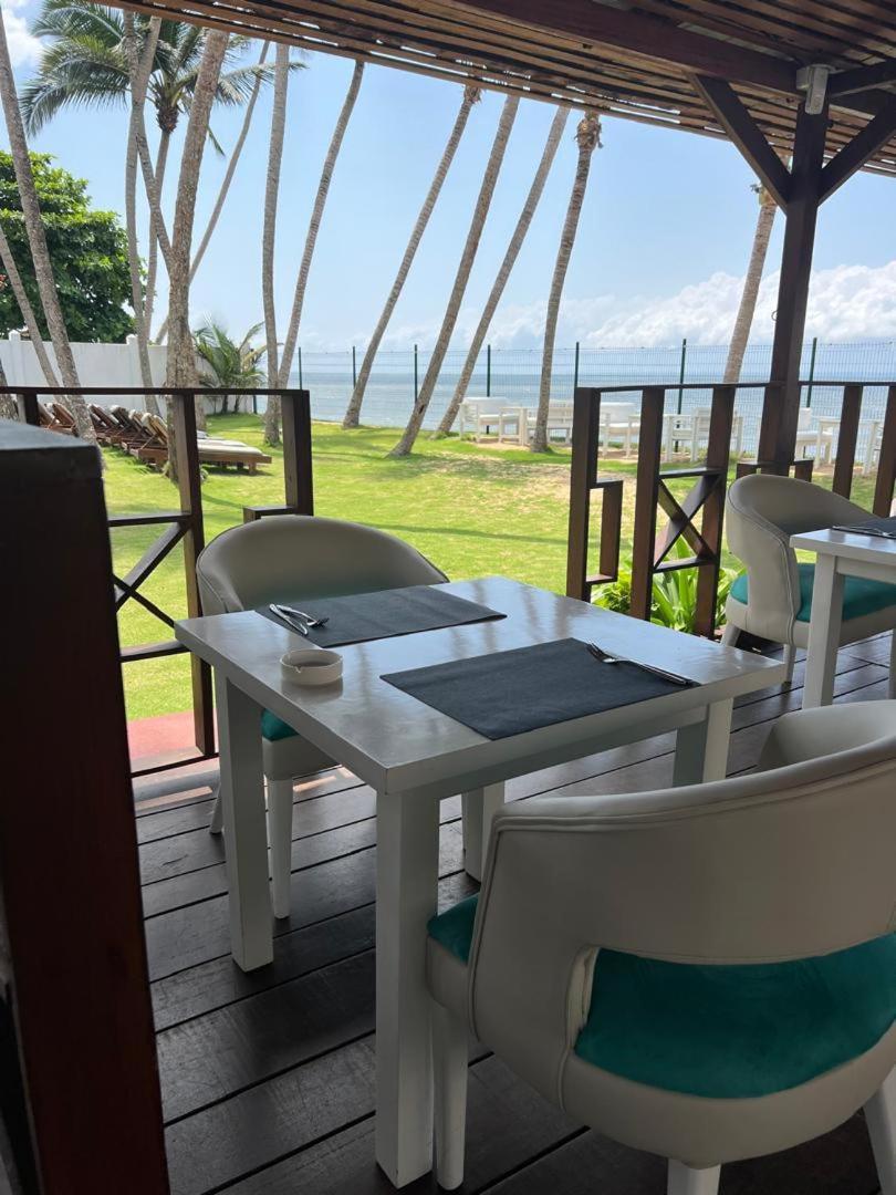 Residence Hoteliere Oceane Libreville Eksteriør billede