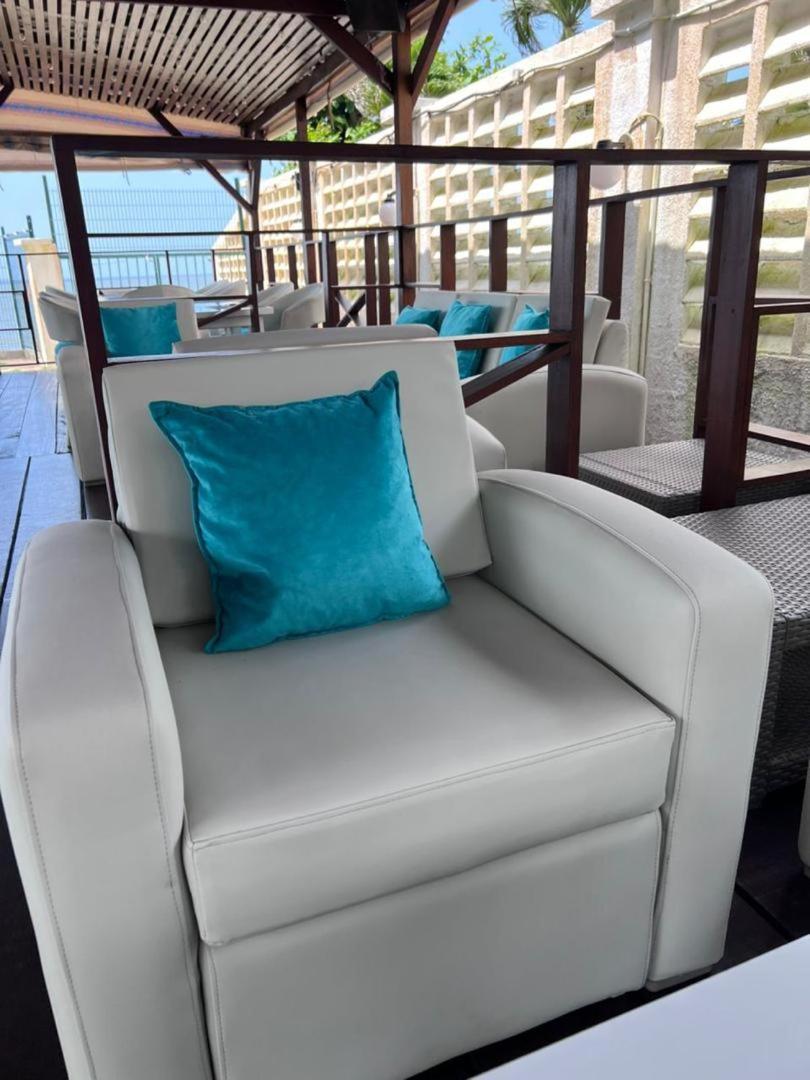 Residence Hoteliere Oceane Libreville Eksteriør billede
