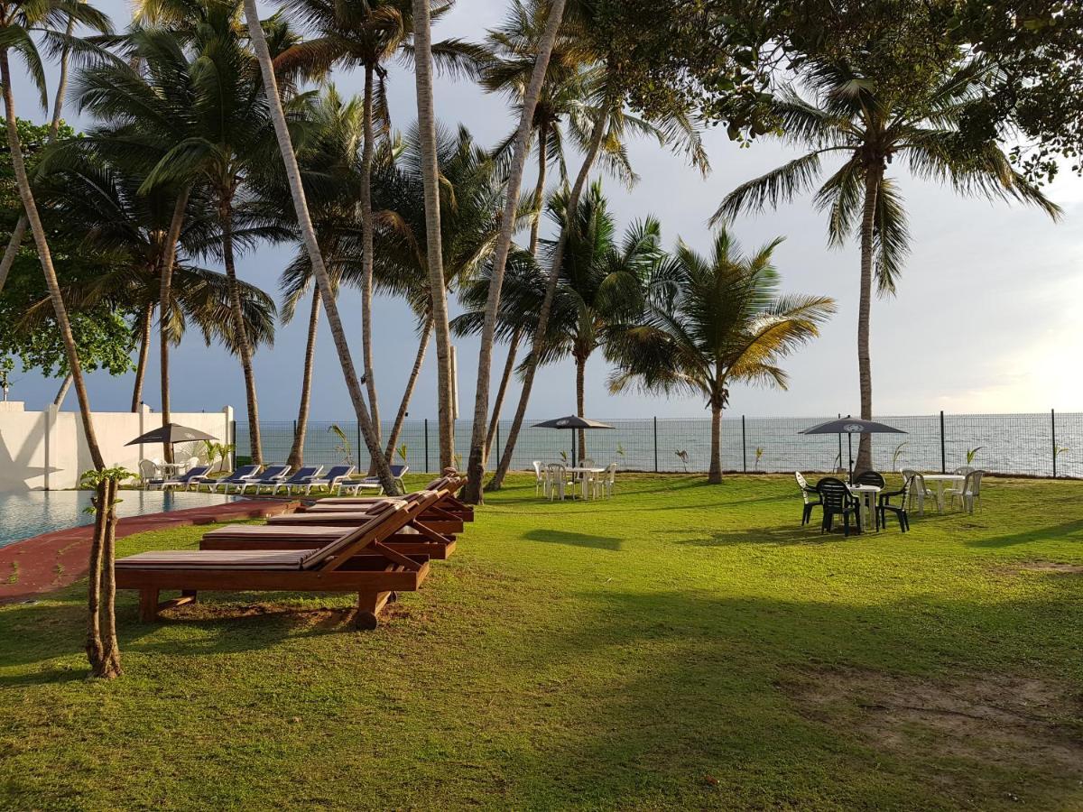 Residence Hoteliere Oceane Libreville Eksteriør billede